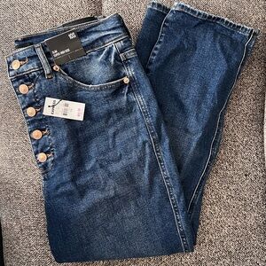 Express Dark wash Super High Rise Slim Jean NWT